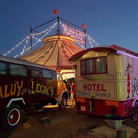 Hotel cirque Raluy